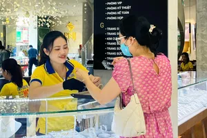 Chiều 1-6, giá vàng trong nước giảm 500.000 đồng/lượng