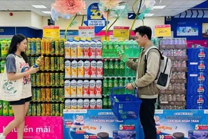 Nhóm hàng nước uống, giải khát bày bán đa dạng tại 800 điểm bán của Saigon Co.op. Ảnh: MINH CHÂU