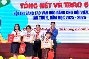 Trao giải Hội thi Sáng tác văn học dành cho đội viên, thiếu nhi lần 9