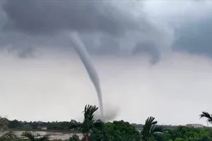 Xuất hiện vòi rồng ở Hưng Yên, chưa ghi nhận thiệt hại