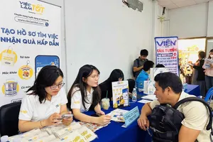 TPHCM: Doanh nghiệp "săn" hơn 11.600 lao động, nhiều vị trí không cần bằng cấp