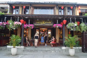 Kiên quyết xử lý ô nhiễm tiếng ồn, rao vặt trong phố cổ Hội An