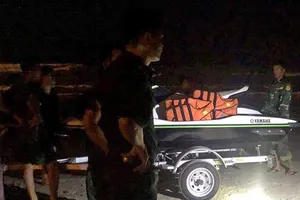 Lực lượng chức năng nỗ lực tìm kiếm 2 học sinh mất tích