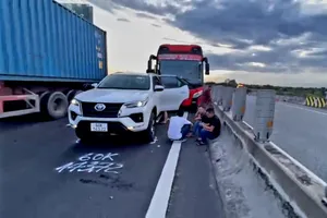 Điều tra 5 xe tông liên hoàn trên cao tốc TPHCM - Trung Lương