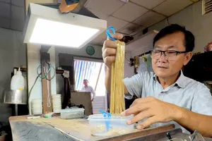 Níu giữ nghề kim hoàn 