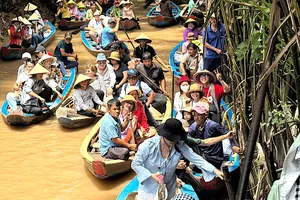 Du lịch Đồng Tháp, Tây Ninh sôi động dịp lễ 2-9: doanh thu hàng trăm tỷ đồng