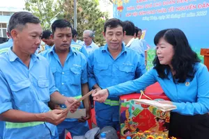 Đồng Tháp: Hơn 24.000 phần quà tặng người lao động dịp Tết Bính Ngọ 2026