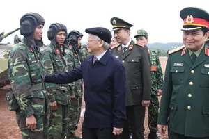 Nâng cao cảnh giác, chống âm mưu “phi chính trị hóa”, “dân sự hóa” quân đội 