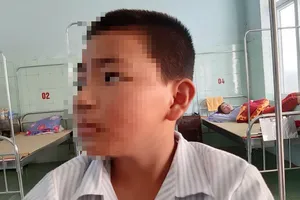 Không chỉ 1, mà tới 11 HS Trường Duy Ninh bị tát, tổng cộng 901 cái?