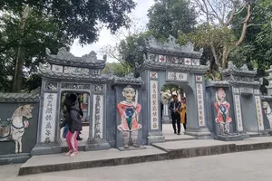 Quảng Bình: 10 năm trùng tu làm biến dạng đền Thánh Mẫu Liễu Hạnh