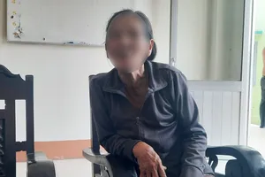 Xác minh thông tin bé gái 15 tuổi sinh con