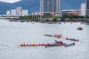 Gần 500 vận động viên tham gia Giải đua thuyền truyền thống TP Đà Nẵng mở rộng năm 2025