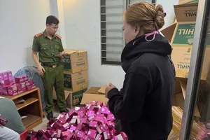 Sản phẩm “Kem phấn dưỡng trắng da cao cấp chống nắng thế hệ mới NANO WHITENING CREAM” bị xác định là hàng giả