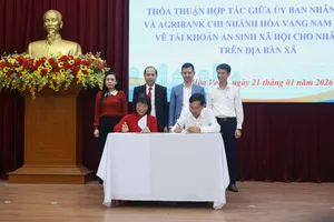 Đà Nẵng đẩy mạnh việc chi trả an sinh xã hội không dùng tiền mặt