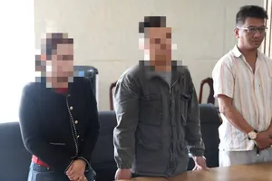 Các đối tượng tại cơ quan điều tra. Ảnh: CACC