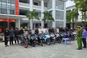 Các đối tượng tại cơ quan điều tra. Ảnh: CACC