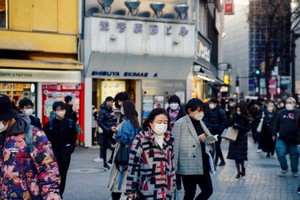 日本東京大學的最新研究結果顯示，新冠病毒奧密克戎BA.2亞型變異株不僅傳播速度更快，也可能引發重症。（新華社資料圖片）