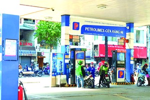 ２月份燃油價格激增。