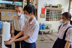 啟秀華文中心學生返校復課