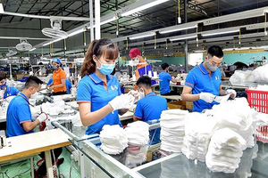 本市各企業已全面恢復生產活動。