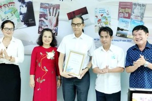胡志明市作家協會2021年頒獎典禮。