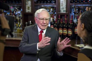 巴菲特最後一次拍賣慈善午餐