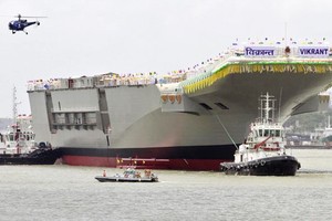 “維克蘭特”號航空母艦。