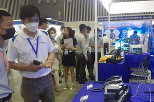 越南資訊技術與電視電影展開幕