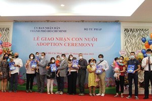 收養孩子一事須向國家權力機關登記才被視為合法。