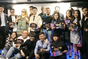 進入半決賽的考生與組委會合照。