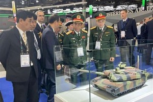 越南參加歐洲陸軍武器展