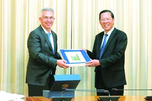 本市與德國法蘭克福市加強合作