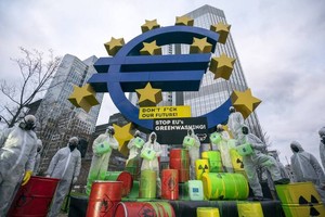 環保人士在1月時抗議這項議案的畫面。（歐新社）