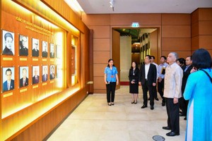 越老分享國會傳統室建設經驗