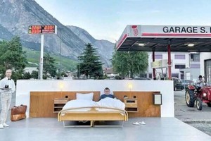 瑞士一個加油站附近的“無星級酒店”。