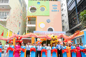 市領導出席第三郡幼兒園落成儀式