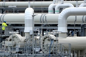 德國與美國相繼以天然氣管線北溪2號制裁俄羅斯。 美聯社