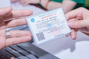 堅決擴大醫保覆蓋率