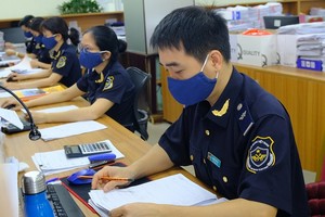 海關部門預算收入近 295 萬億元