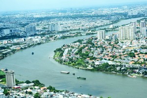 本市具有發展水路交通及水路旅遊的潛能。