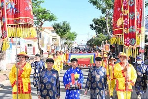 芹耶縣迎翁傳統盛會開幕