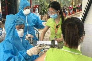 加大新冠疫情防控力度