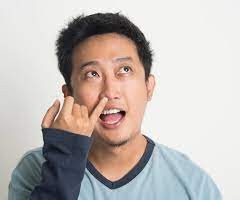 常挖鼻孔、拔剪鼻毛者小心