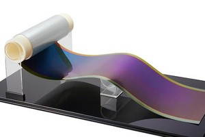 薄膜鈣鈦礦太陽能電池。