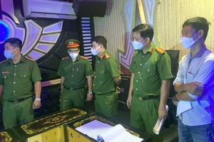 多間卡拉 Ok、舞廳和酒吧停業