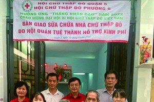 穗城會館為華人家庭修建溫情屋