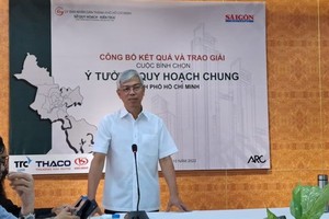 市人委會副主席武文歡在會上發言。