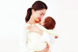 宝宝拒绝“４类人”亲亲抱抱