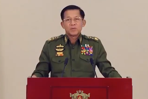 缅甸国家总理敏昂莱。