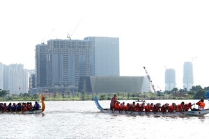 650运动员参加传统划船锦标公开赛